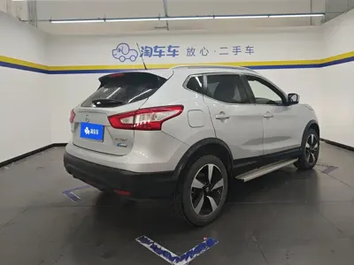 Nissan Qashqai 2018, 72600 км, за 7033.41 USD