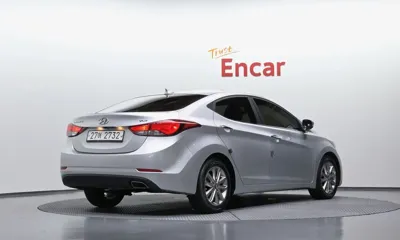Hyundai Avante 2015, 131669 км, за 2822.63 USD