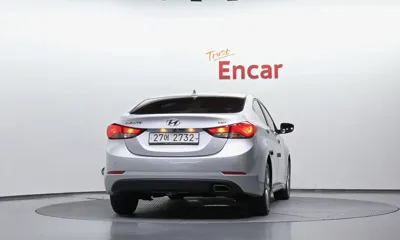 Hyundai Avante 2015, 131669 км, за 2822.63 USD