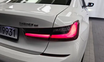 BMW 3-Series 2022, 77183 км, за 18102.49 USD - фото 23