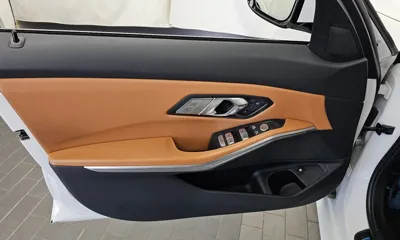 BMW 3-Series 2022, 77183 км, за 18102.49 USD - фото 24
