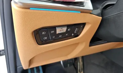 BMW 3-Series 2022, 77183 км, за 18102.49 USD - фото 27