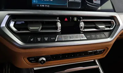 BMW 3-Series 2022, 77183 км, за 18102.49 USD - фото 33