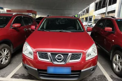 Nissan Qashqai 2015, 103900 км, за 6032 USD