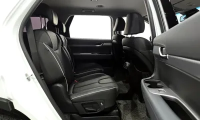 Hyundai Palisade 2022, 59860 км, за 18536.41 USD - фото 12