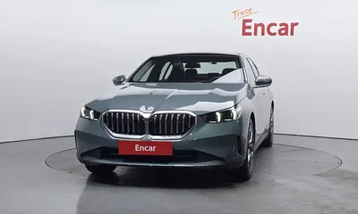 BMW 5-Series 2025, 4219 км, за 33477.75 USD