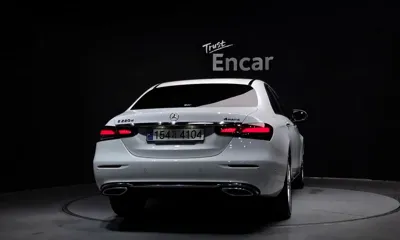 Mercedes-Benz E-Class 2023, 70585 км, за 28080.6 USD