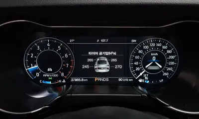 Ford Mustang 2022, 37865 км, за 21807.26 USD - фото 8