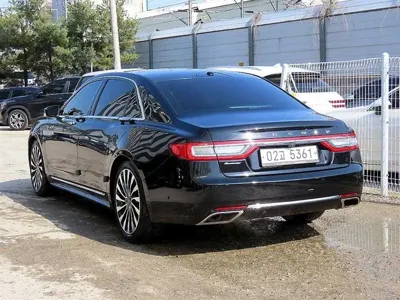 Lincoln Continental 2017, 159334 км, за 6892.48 USD
