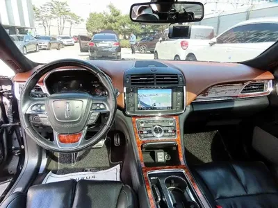 Lincoln Continental 2017, 159334 км, за 6892.48 USD - фото 7