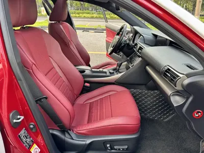 Lexus IS 2018, 90000 км, за 17480.53 USD - фото 11