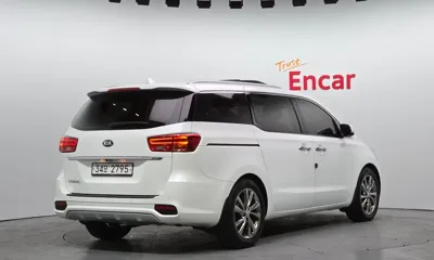 Kia Canival 2019, 171070 км, за 9250.08 USD