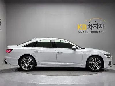 Audi A6 2022, 27885 км, за 25437.72 USD - фото 7