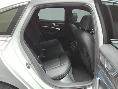 Audi A6 2022, 27885 км, за 25437.72 USD - фото 15