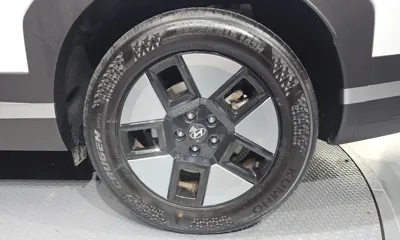 Hyundai Santafe 2024, 26989 км, за 23116.48 USD - фото 21