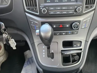 Hyundai Starex 2020, 62446 км, за 12110.76 USD - фото 14