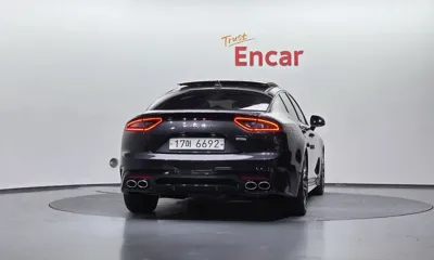 Kia Stinger 2018, 103760 км, за 10733.81 USD