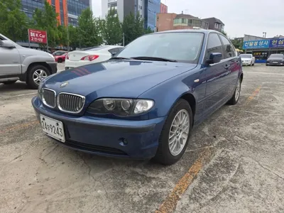 BMW 3-Series · 2002 год