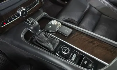 Volvo XC90 2017, 119963 км, за 18163.2 USD - фото 9