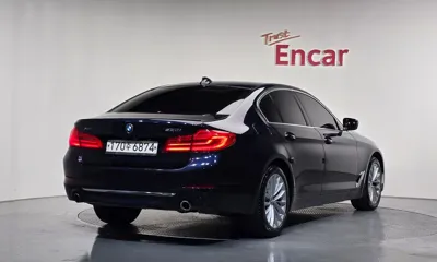 BMW 5-Series 2020, 137683 км, за 15621.53 USD