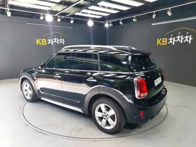 MINI Countryman 2018, 71298 км, за 9511.41 USD