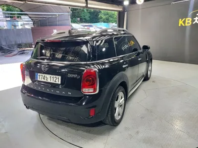 MINI Countryman 2018, 71298 км, за 9511.41 USD - фото 6