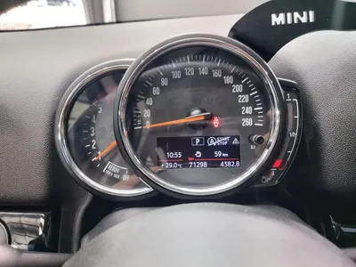 MINI Countryman 2018, 71298 км, за 9511.41 USD - фото 19