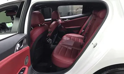 Kia Stinger 2019, 112130 км, за 11815.68 USD - фото 26