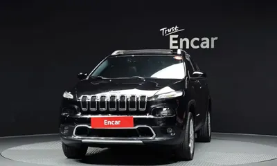 Jeep Cherokee 2016, 192357 км, за 4875.51 USD