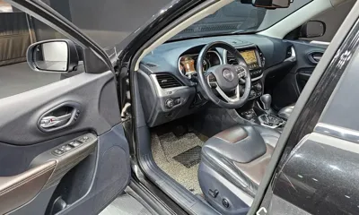 Jeep Cherokee 2016, 192357 км, за 4875.51 USD - фото 11