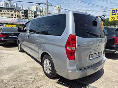 Hyundai Starex 2014, 224000 км, за 3413.42 USD