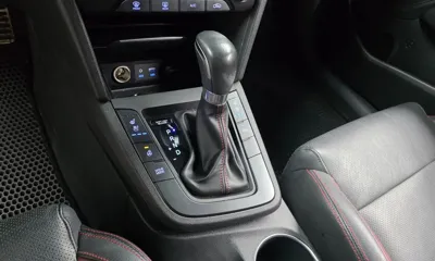 Hyundai Avante 2017, 122375 км, за 5901.27 USD - фото 9