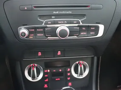 Audi Q3 2014, 129000 км, за 8187.34 USD - фото 21