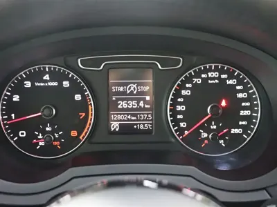 Audi Q3 2014, 129000 км, за 8187.34 USD - фото 23