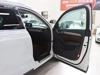 Audi Q3 2014, 129000 км, за 8187.34 USD - фото 28