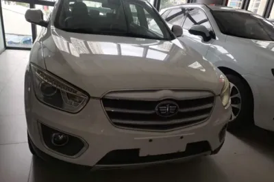 Bestune X80 2013, 29700 км, за 4292 USD