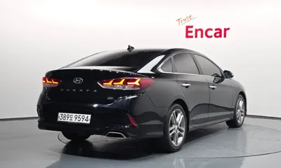 Hyundai Sonata 2019, 194926 км, за 5842.2 USD