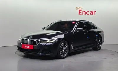 BMW 5-Series · 2022 год