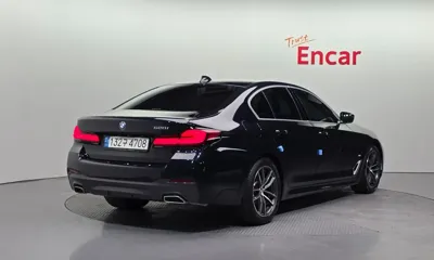 BMW 5-Series 2022, 21164 км, за 26759.16 USD