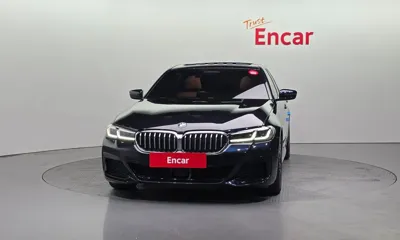 BMW 5-Series 2022, 21164 км, за 26759.16 USD