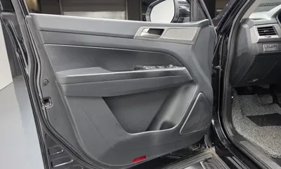 KG_Mobility_Ssangyong Rexton 2019, 167279 км, за 7361.57 USD - фото 24
