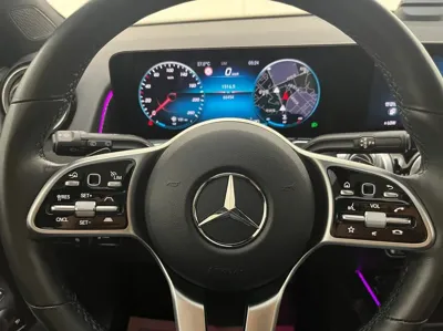 Mercedes-Benz GLB-Class 2022, 66453 км, за 32821.32 USD