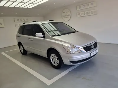Kia Canival 2011, 157359 км, за 2459.07 USD