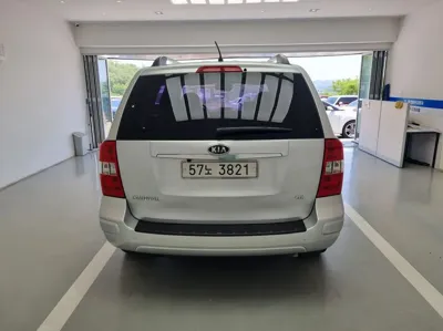 Kia Canival 2011, 157359 км, за 2459.07 USD