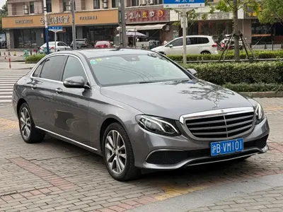 Mercedes-Benz E-Class 2017, 42000 км, за 21514.12 USD