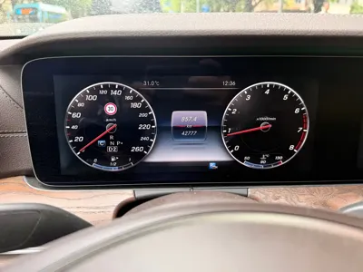 Mercedes-Benz E-Class 2017, 42000 км, за 21514.12 USD - фото 12