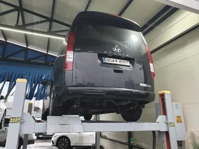 Hyundai Staria 2025, 38100 км, за 21990.29 USD