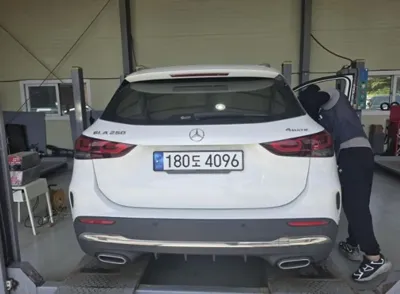 Mercedes-Benz GLA-Class 2023, 29308 км, за 24127.46 USD