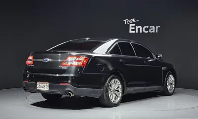 Ford Taurus 2013, 69036 км, за 2537.08 USD