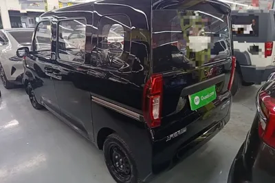 Wuling Zhiguang New Energy 2025, 200 км, за 8054 USD